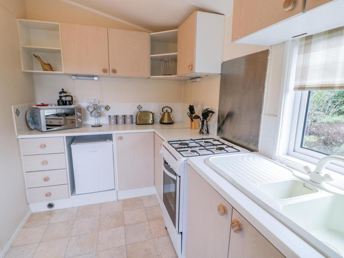 Caban Y Felin Villa Holyhead Ngoại thất bức ảnh