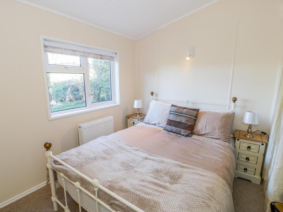 Caban Y Felin Villa Holyhead Ngoại thất bức ảnh