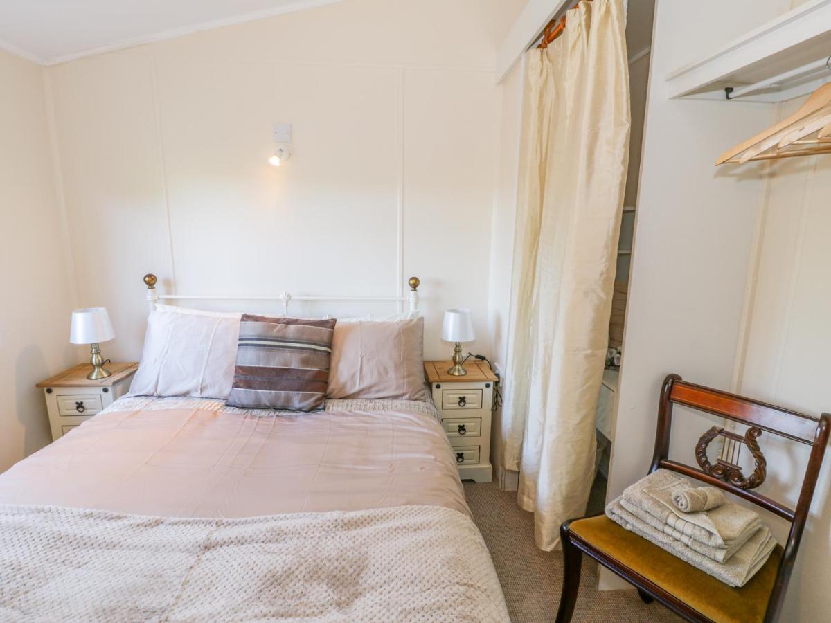 Caban Y Felin Villa Holyhead Ngoại thất bức ảnh